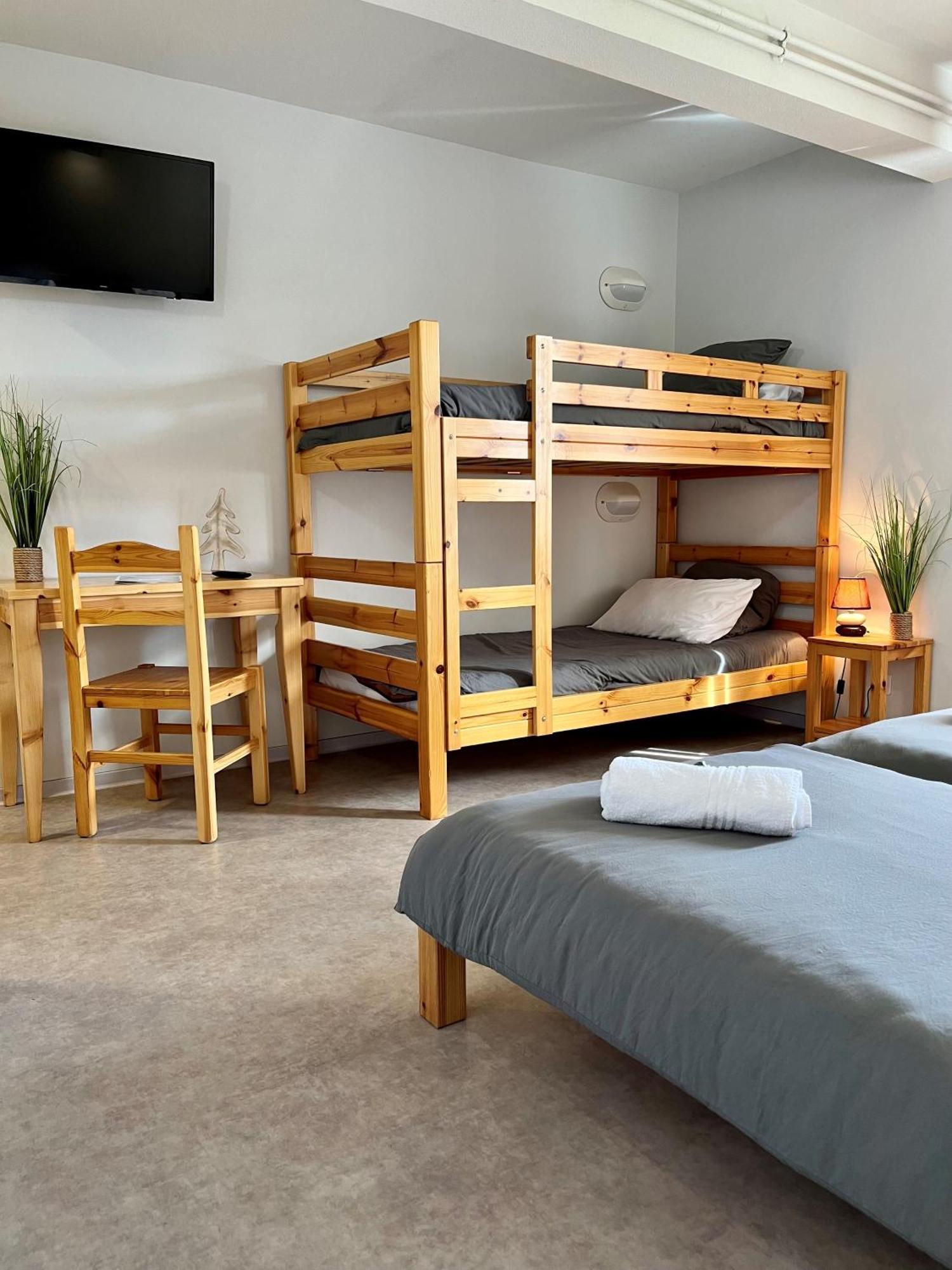 Chalet Ma Neou Hotel Les Angles  Bagian luar foto