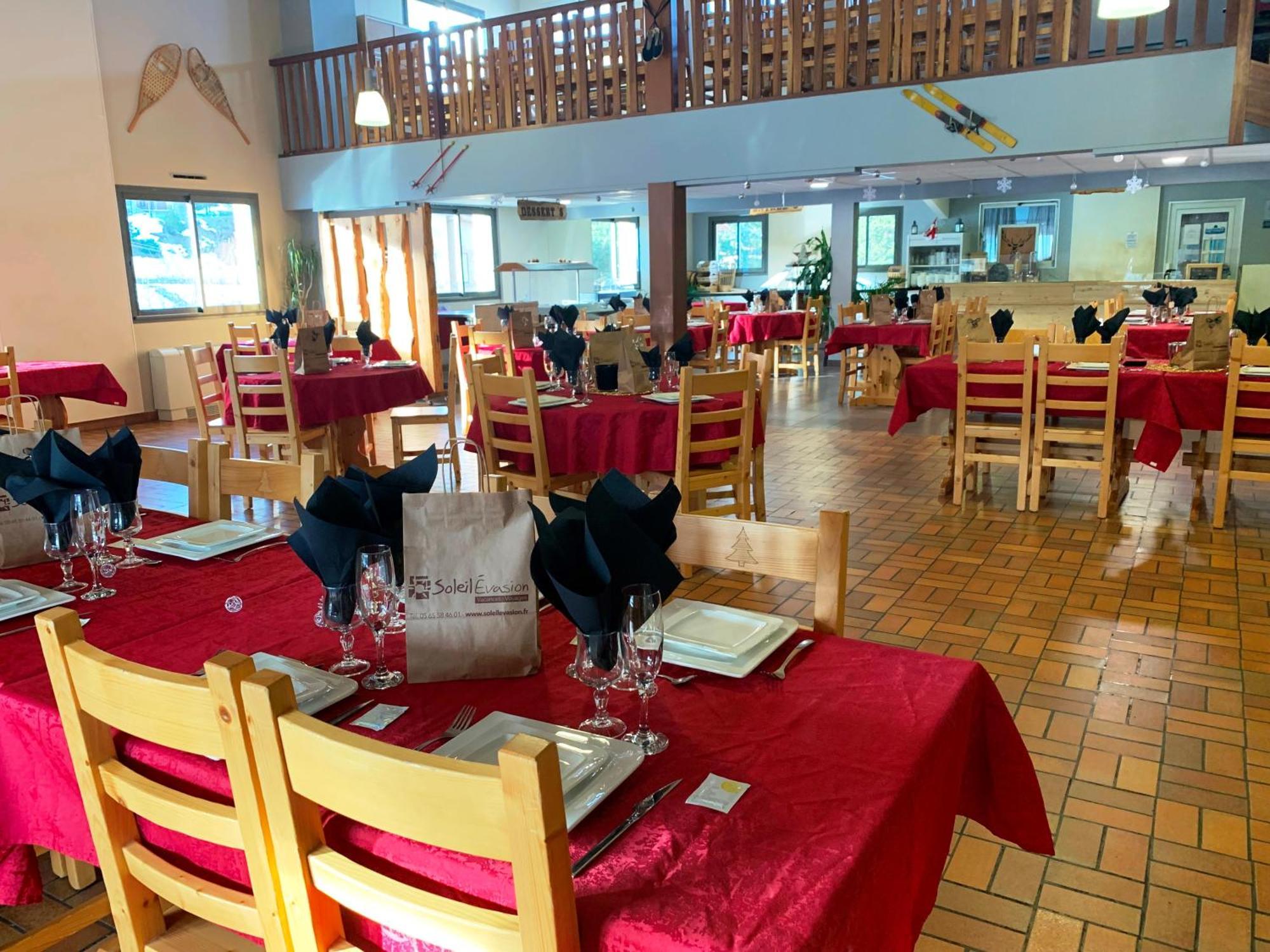 Chalet Ma Neou Hotel Les Angles  Bagian luar foto